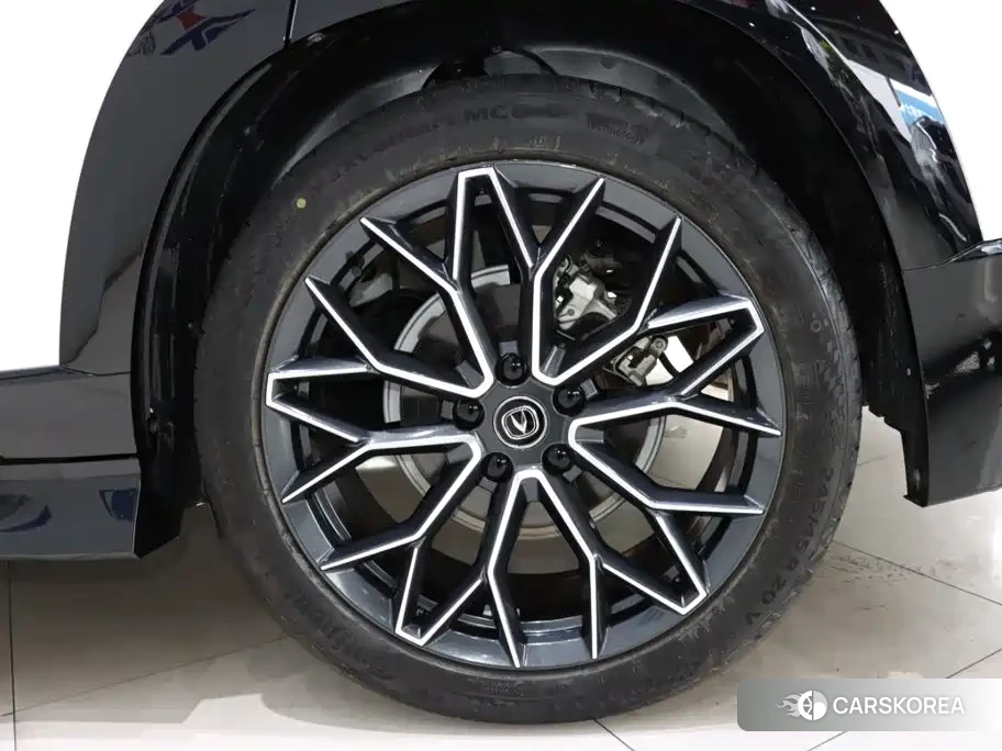Chang'an UNI-T id 4599796 из Китая 17