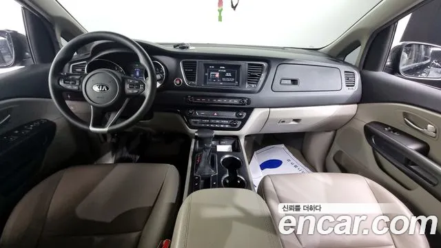 Kia The New Carnival id 2840233 из Кореи 17