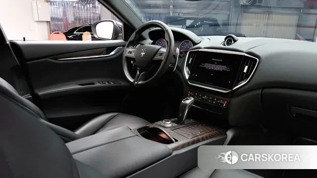Maserati Ghibli id 3453133 из Кореи 17