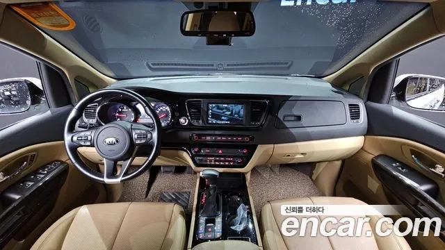 Kia The New Carnival id 2932516 из Кореи 17