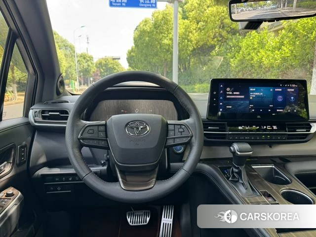 Toyota Grevia id 4335085 из Китая 16