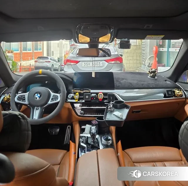 BMW 5 Series (G30) id 3733304 из Кореи 7