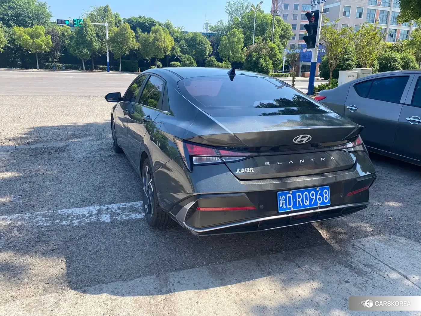 Hyundai Elantra id 4576405 из Китая 11