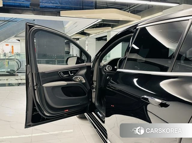 Mercedes-Benz EQS SUV id 4314769 из Китая 33
