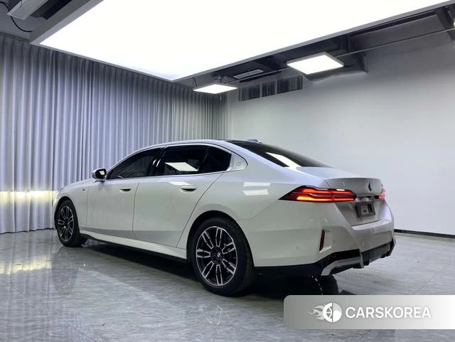 BMW 5 series id 3882612 из Китая 14