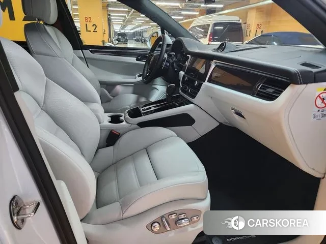 Porsche Macan id 2900008 из Кореи 17