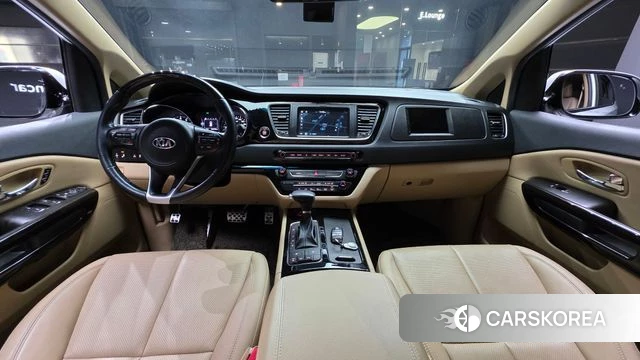 Kia All New Carnival id 4543783 из Кореи 17