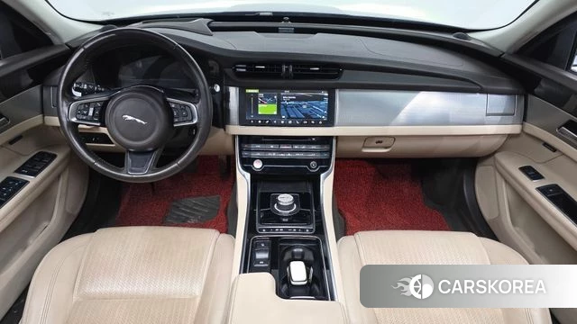 Jaguar XF (X260) id 4596384 из Кореи 17