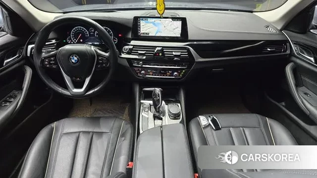 BMW 5 Series (G30) id 3024308 из Кореи 17