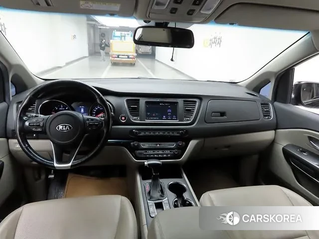 Kia The New Carnival id 3557359 из Кореи 17