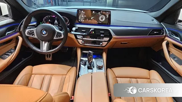 BMW 5 Series (G30) id 3482954 из Кореи 17