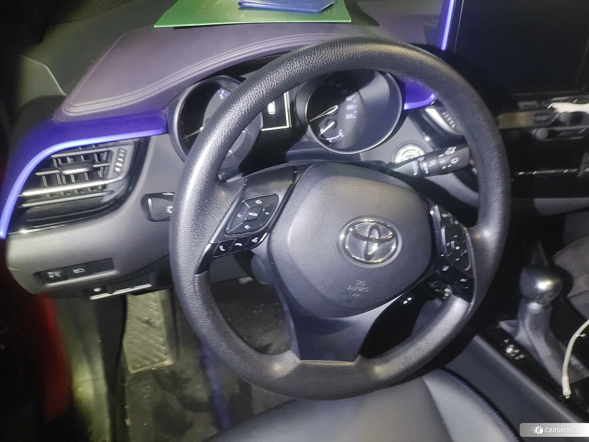 Toyota C-HR id 4473977 из Китая 18