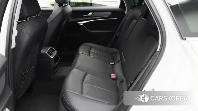 Audi A6 (C8) id 3651143 из Кореи 17