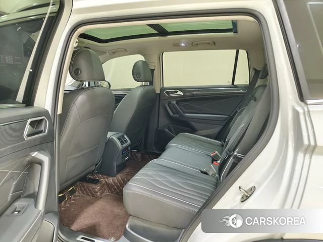 Volkswagen Tiguan L id 4394164 из Китая 11