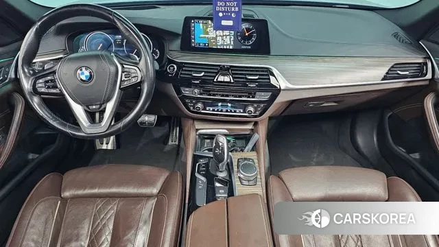 BMW 5 Series (G30) id 3449826 из Кореи 17