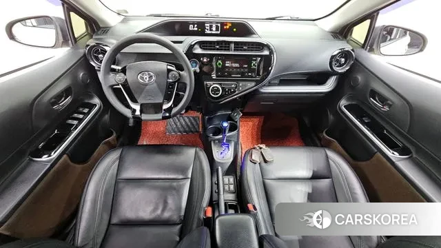 Toyota Prius C id 3494635 из Кореи 17