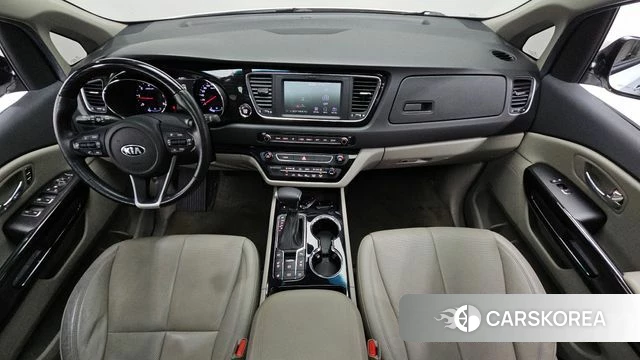 Kia The New Carnival id 3886498 из Кореи 17