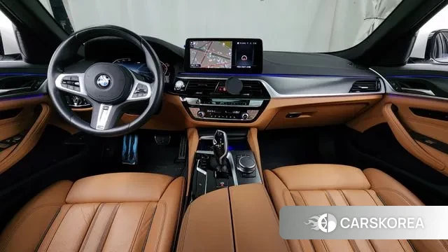 BMW 5 Series (G30) id 3518390 из Кореи 17