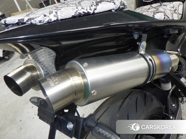 Yamaha YZF-R1 id 4182870 из Японии 33