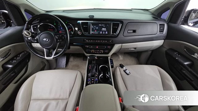Kia The New Carnival id 4703335 из Кореи 27