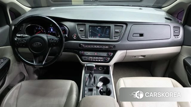 Kia The New Carnival id 4693547 из Кореи 30
