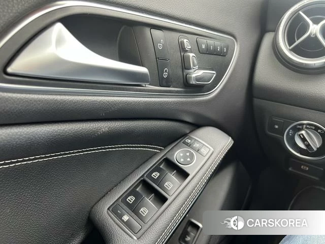 Mercedes-Benz CLA (import) id 4198996 из Китая 16