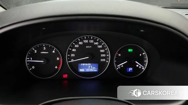 Hyundai The New Grand Starex id 3936341 из Кореи 17