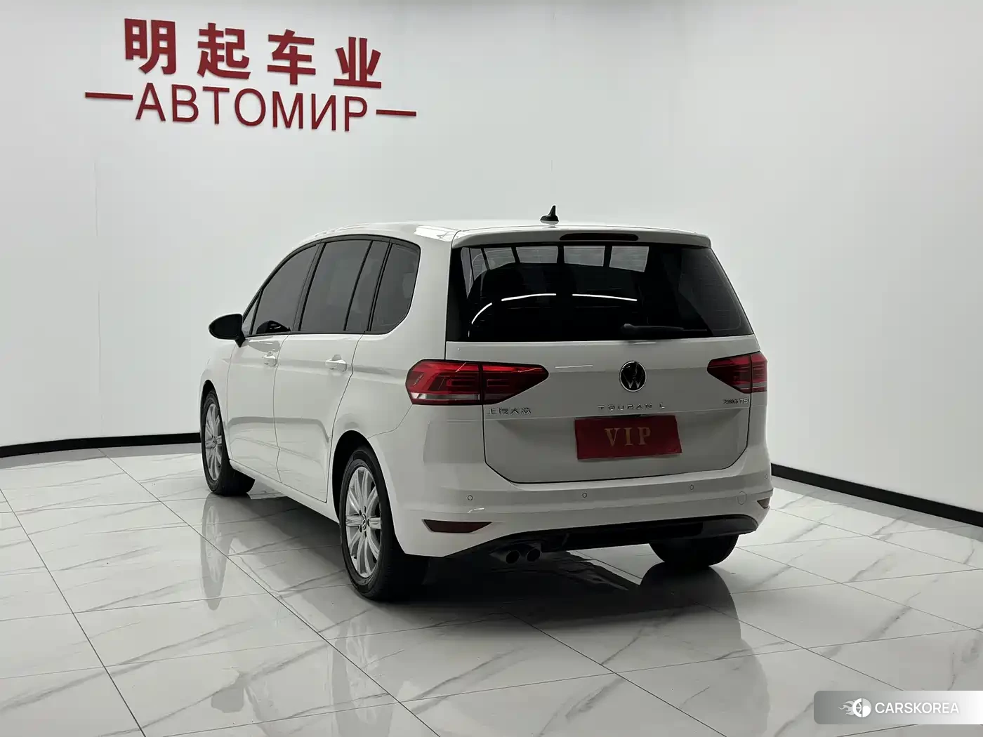 Volkswagen Touran L id 4622345 из Китая 13