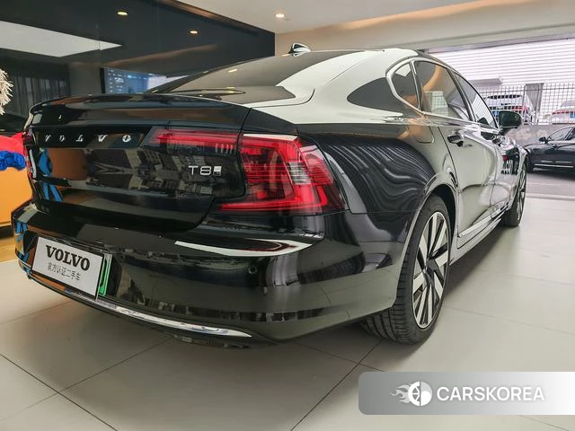 Volvo S90 PHEV id 4209589 из Китая 23