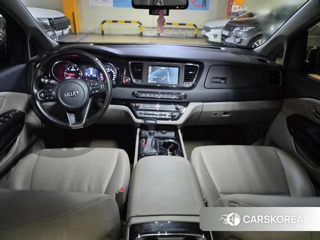 Kia The New Carnival id 4772600 из Кореи 17