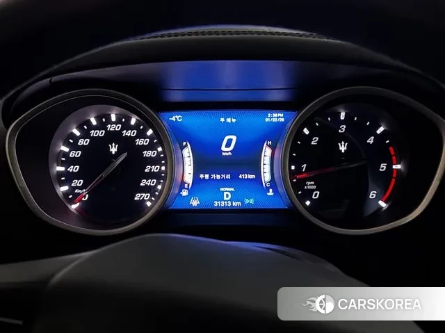 Maserati Ghibli id 3616415 из Кореи 9