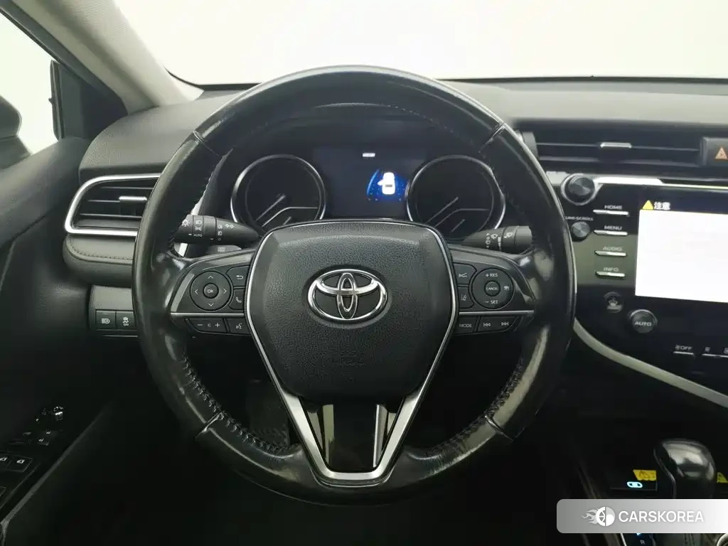 Toyota Camry id 4679955 из Китая 21
