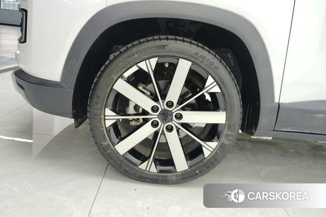 Geely Automobile Geely ICON id 4212691 из Китая 14