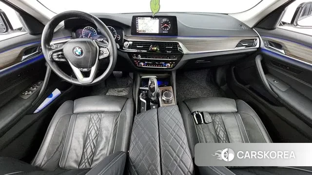 BMW 5 Series (G30) id 3045129 из Кореи 17