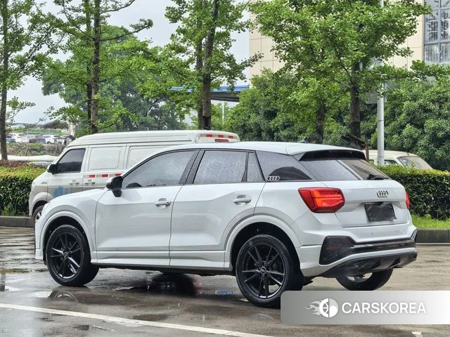 Audi Q2L id 4348481 из Китая 14