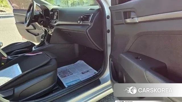 Hyundai Avante AD id 3024709 из Кореи 17