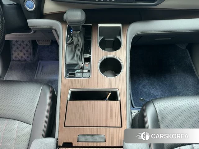 Toyota Saina id 4276282 из Китая 18