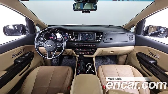 Kia The New Carnival id 2912906 из Кореи 17