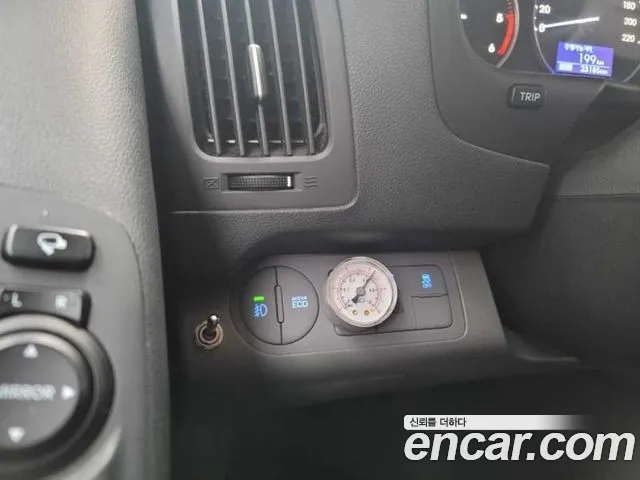 Hyundai The New Grand Starex id 2423630 из Кореи 17