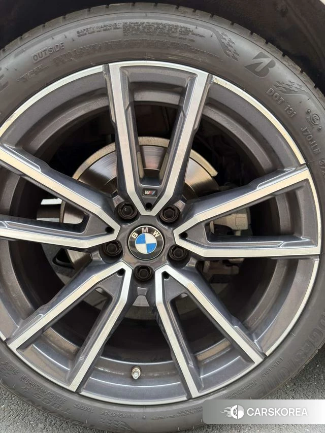 BMW 3 series id 4273679 из Китая 26