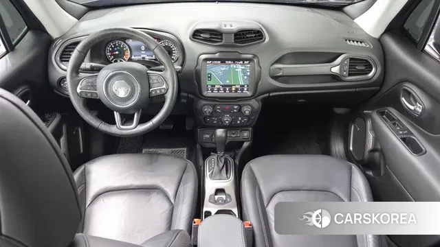 Jeep Renegade id 3736017 из Кореи 17