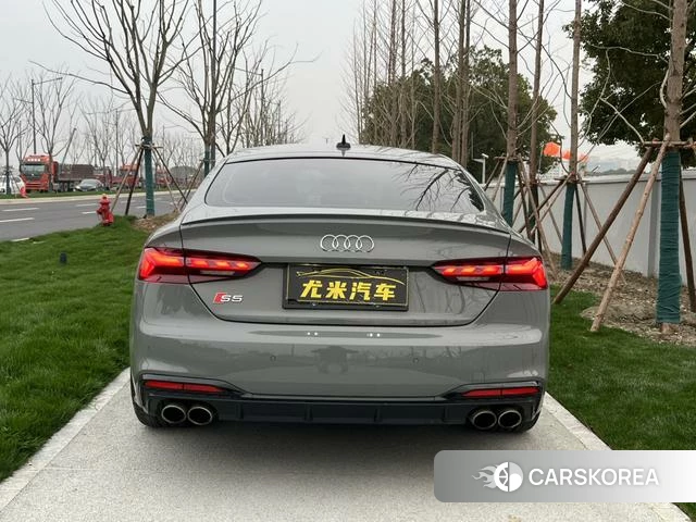Audi S5 id 4272748 из Китая 16