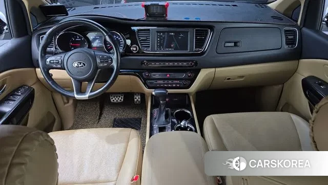 Kia The New Carnival id 3396943 из Кореи 17