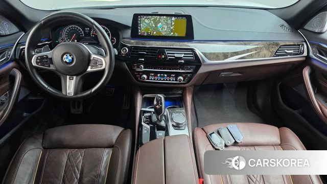 BMW 5 Series (G30) id 4918875 из Кореи 31