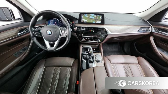 BMW 5 Series (G30) id 4490893 из Кореи 17