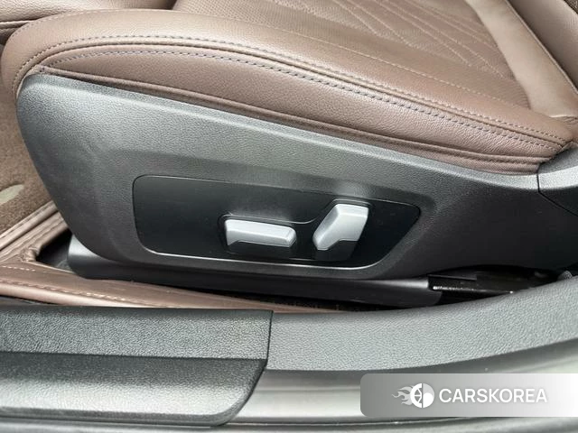 BMW 3 series id 4335779 из Китая 15