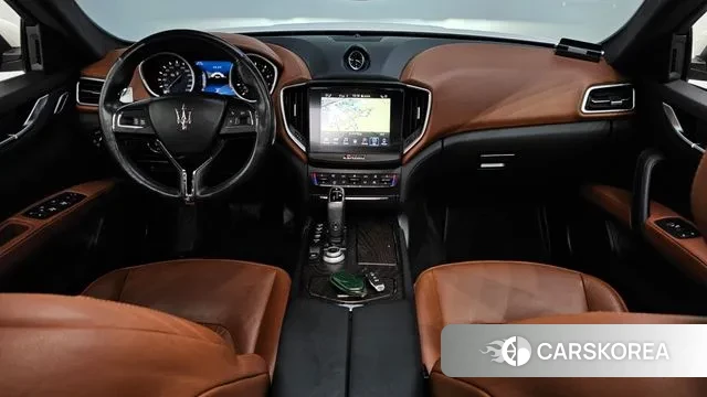 Maserati Ghibli id 3682082 из Кореи 17
