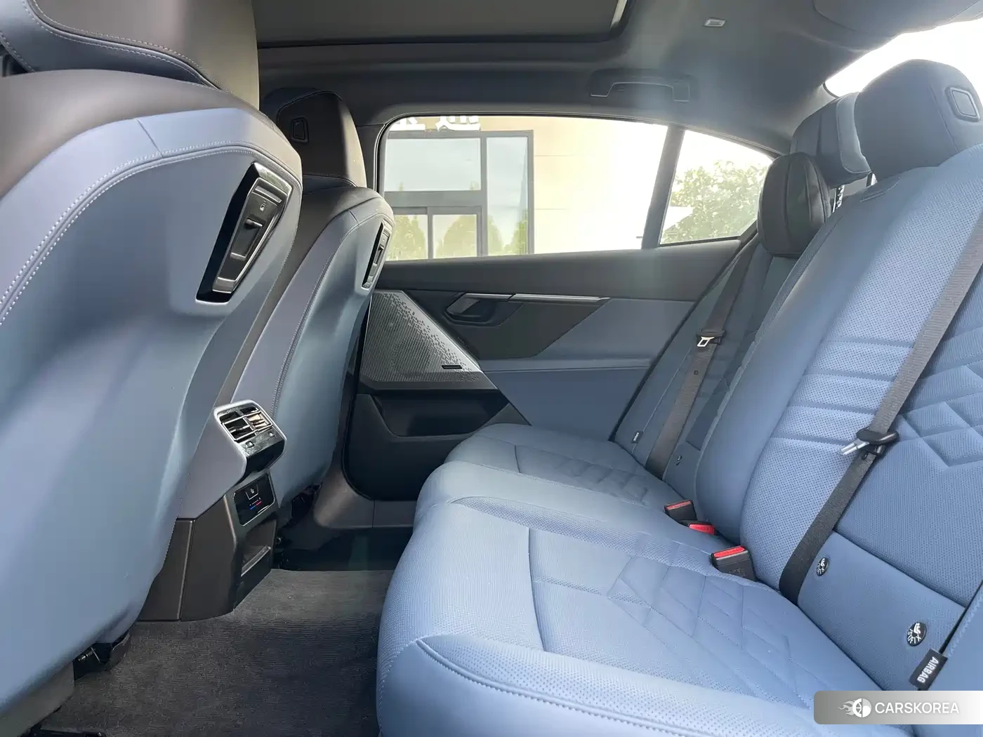 BMW i5 id 4628164 из Китая 13