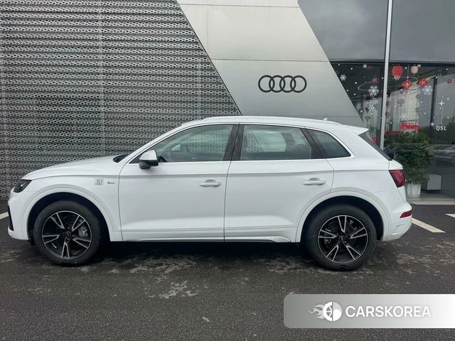 Audi Q5L id 4374612 из Китая 9