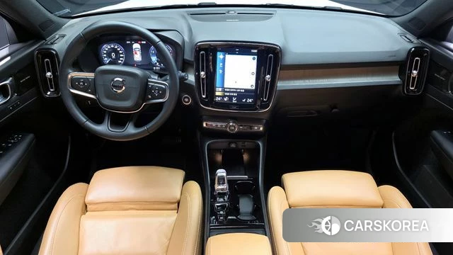 Volvo XC40 id 3828324 из Кореи 17